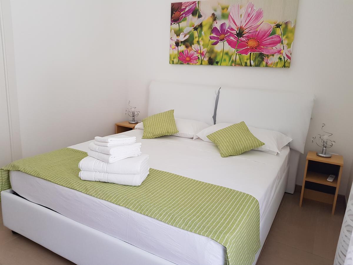 B&B Fior Di Mare Порто-Чезарео Екстер'єр фото