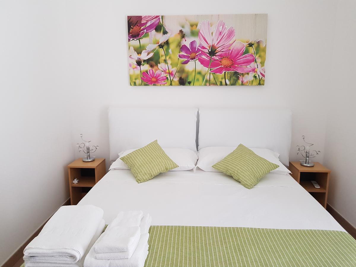 B&B Fior Di Mare Порто-Чезарео Екстер'єр фото
